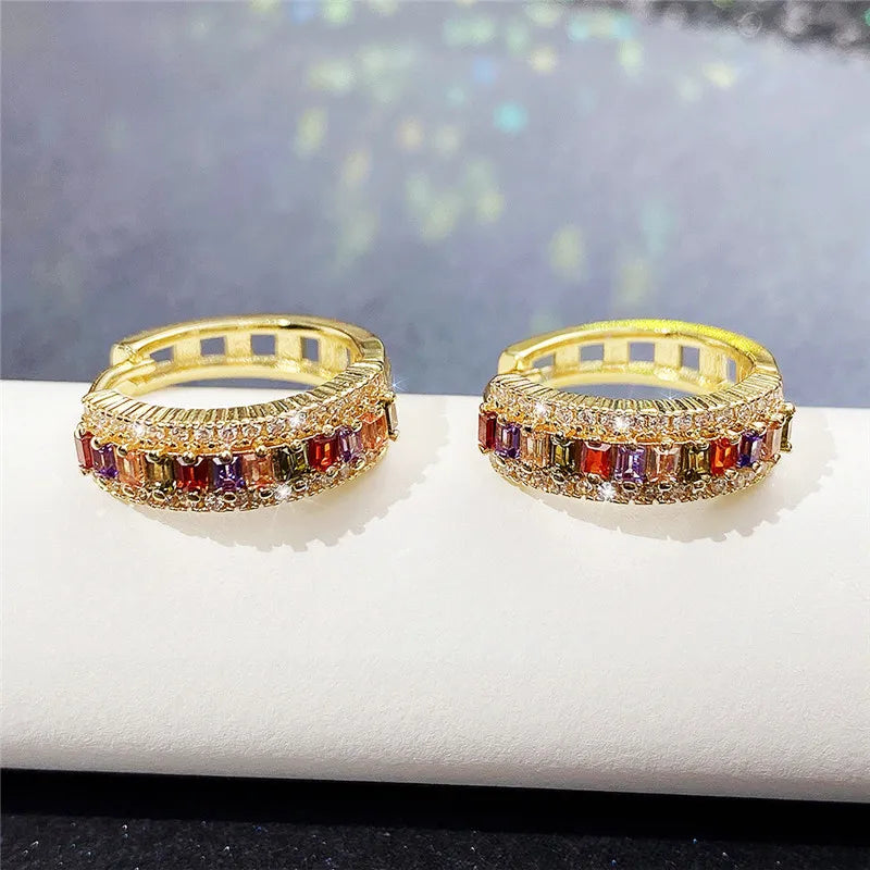 Pendientes de Aro de Oro 18K con Piedras Arcoíris